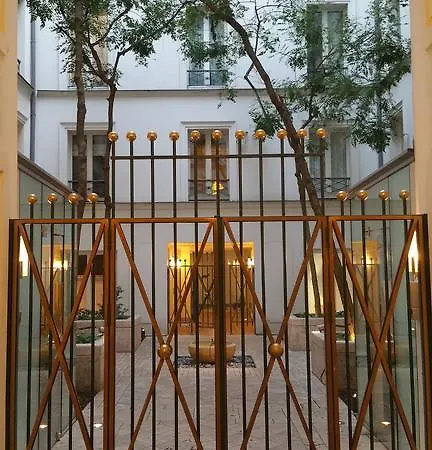 Rue De La Paix