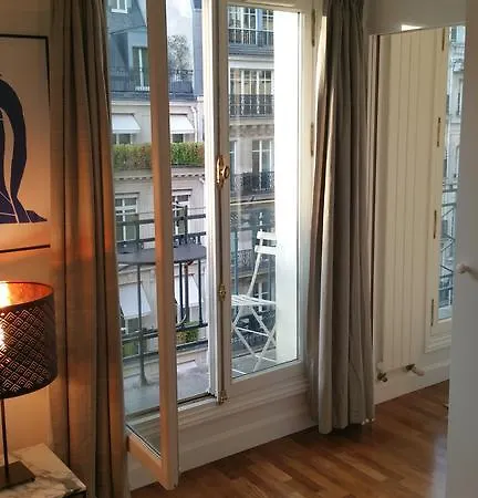 Apartment Rue De La Paix Paris